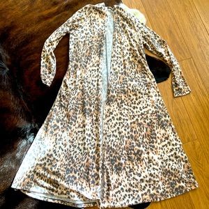 Leopard Long duster cardigan EUC sz M